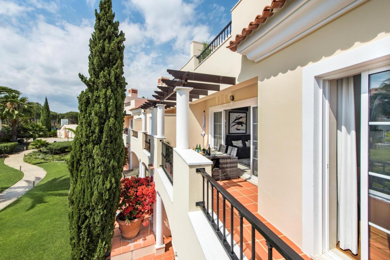 Luxury Apartment With Communal Pool And Terrace Quarteira Exterior photo